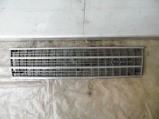 Chrysler Voyager Plymouth ES Grill 04576763 Front Grill 04451677 1991-95