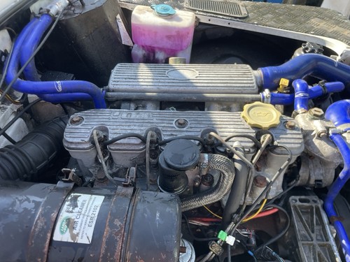 Land rover defender 300 tdi - land,