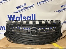 VAUXHALL INSIGNIA FRONT GRILL
