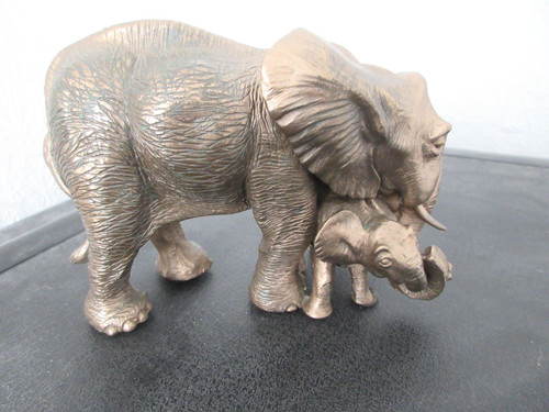 Bronze effect elephant - bronze,