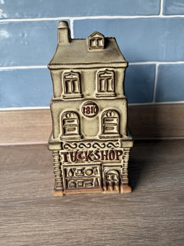 Vintage tremar pottery tuck - vintage,