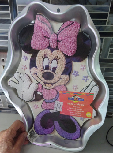 Vintage 1998 wilton disney - vintage,
