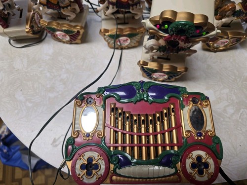 Christmas holiday carousel - mr,