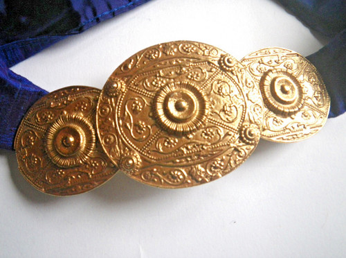 1970s large bright gold - 1970s,