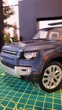 1:18 Land Rover Defender 110