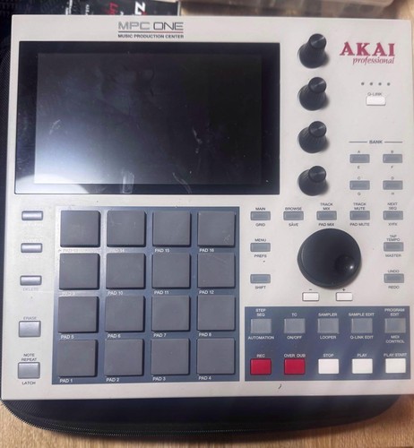 Akai professional mpc - mpc, one