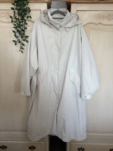 Size 16 stormwear - m&s,
