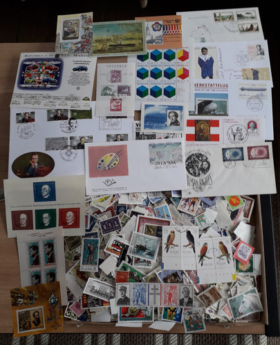 Stamps world kiloware treasure - kiloware,