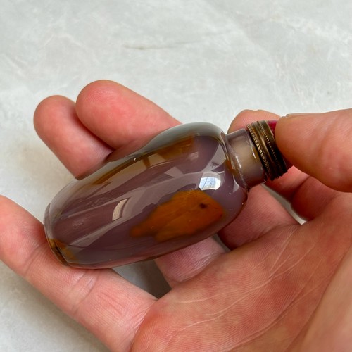 Chinese natural old agate hand - old,