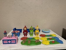 Teletubbies Home Hill