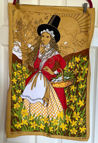 Vintage welsh girl daffodil - vintage,