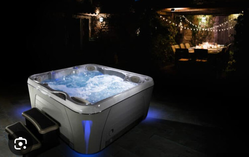Hot tub hydropool - -,