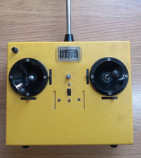 Vintage Skyleader Radio