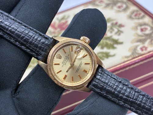 Vintage ladies 18k gold rolex - vintage,
