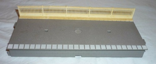 Hornby gauge platform - oo,