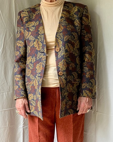 Womans jacket size - m,, penny