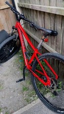 Rockhopper Specialized Hardtail Mountain Bike