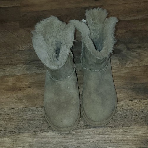 Ugg gently used size brown - size,