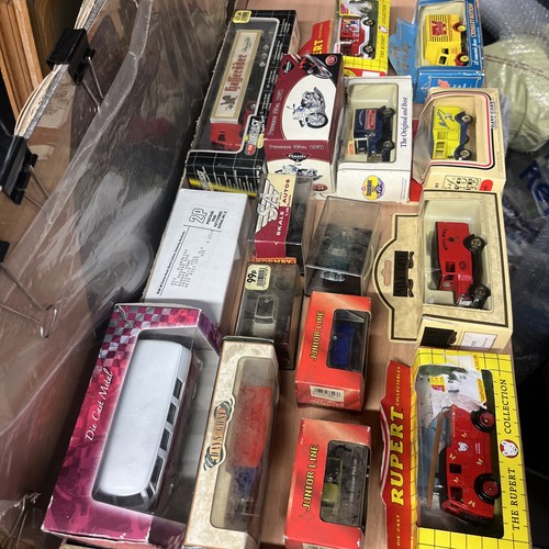 Job lot boxed - lot,
