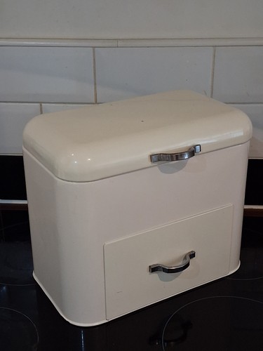 Compartment bread bin cream - compartment,