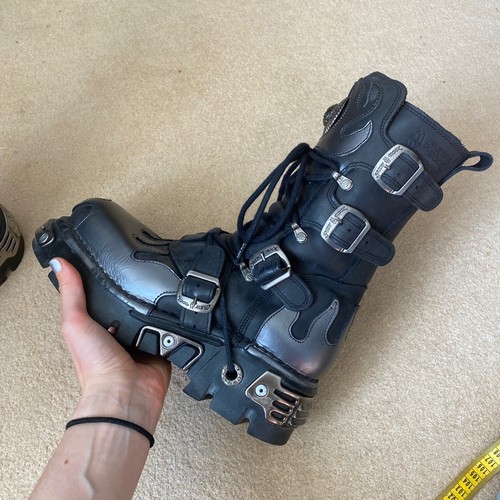 New rock boots - rock, flame