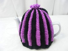 HAND KNITTED TEA COSY VINTAGE