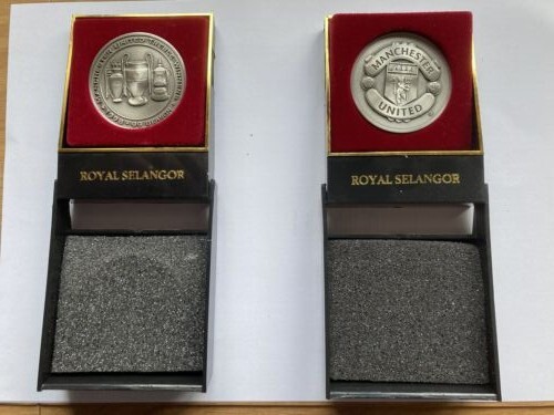 Two man utd - man, commemorative