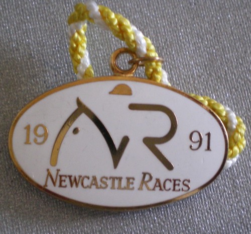 Newcastle 1991 enamel - enamel, badge