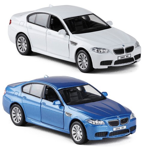 Scale bmw model - scale, m5