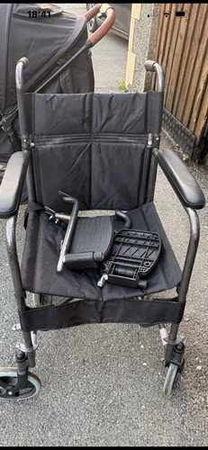 Manual foldable wheelchair - manual,