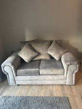 Grey 2 and 3 Seater Sofas Amazing Condition Good Condition