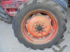 For DAVID BROWN 1490 4wd FRONT WHEEL & TYRE 11.2/10 X 24 DB AXLE