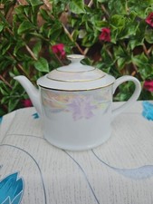 Sabina Loucky Czechoslovakia Pearl Lustre Iridescent 2 Pint Tea Pot H7"
