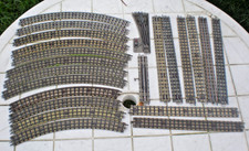 HORNBY DUBLO OO GAUGE - 3 RAIL