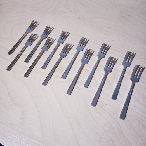 Vintage viners silver - 12,