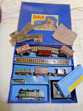 HORNBY DUBLO EDG7 TANK GOODS SET--LNER HORSESHOE