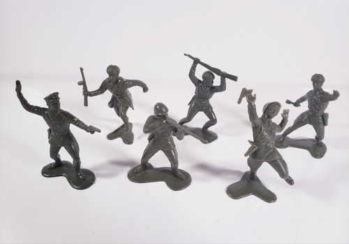 Louis marx 1 32 scale - marx,