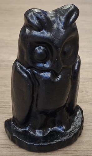 Vintage black cast iron owl - cast,
