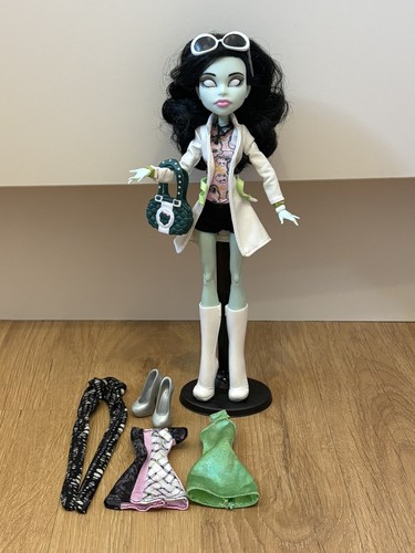 Monster high heart - high,