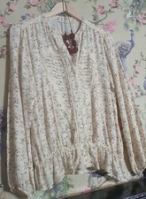 Vintage style cream dusky pink