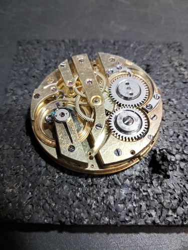 Pocket watch movement - watch, movement.