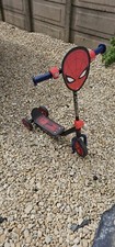 MV Sports Marvel Spiderman Deluxe Tri-Scooter - Black/Red (M004008)