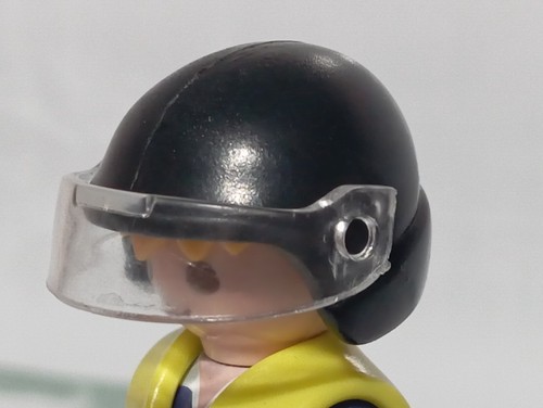 Playmobil black helmet police - playmobil,