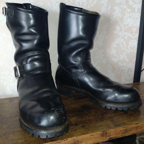 Red wing engineer - red,