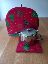 Christmas Tea cosy, one cup