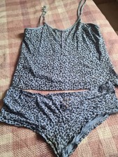 Secret Possessions pyjamas Set size 16-18