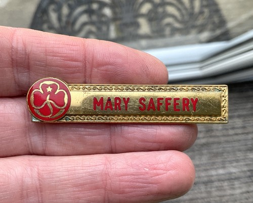 Vintage pin badge - ,