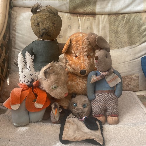 Gang old toys - gang, teddy