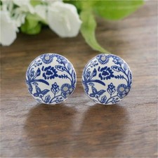 Blue and white knobs Floral