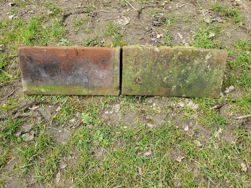 Plus clay ridge tiles - 17,